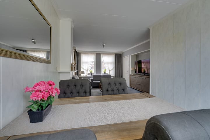 Foto 17 van Zuideinde 56