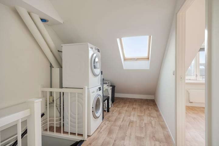 Photo 30 of Meeuwenlaan 24