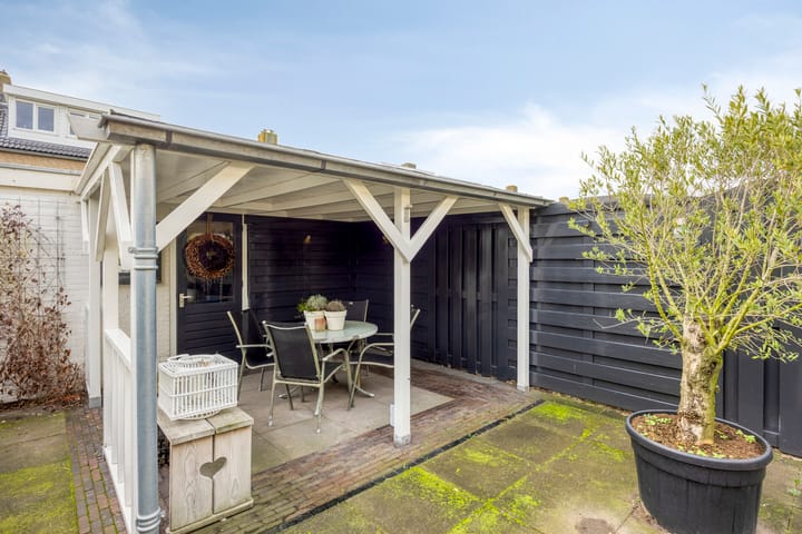 Photo 35 of Meeuwenlaan 24