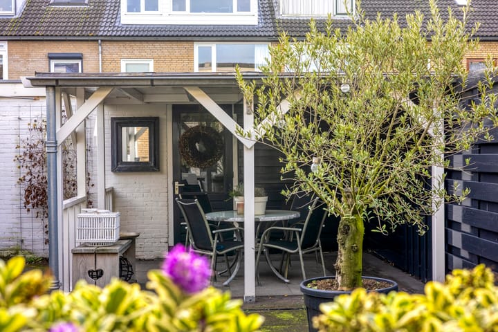 Photo 38 of Meeuwenlaan 24