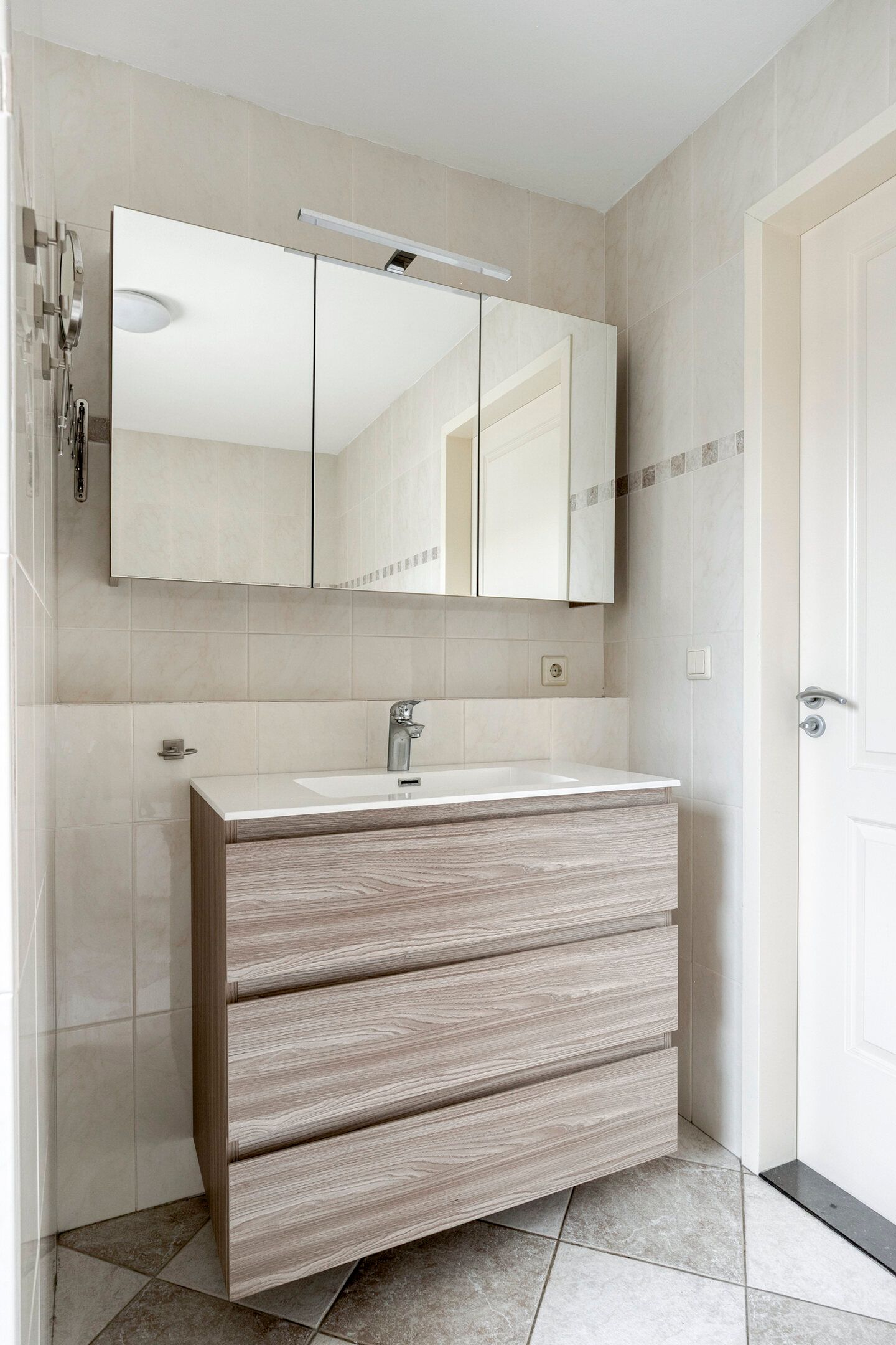 Foto 30 van Amer 90-A