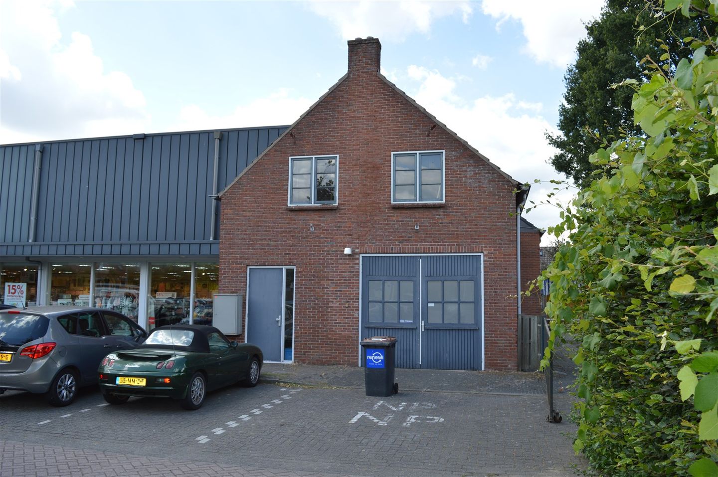 View photo 2 of Smidsstraat 7