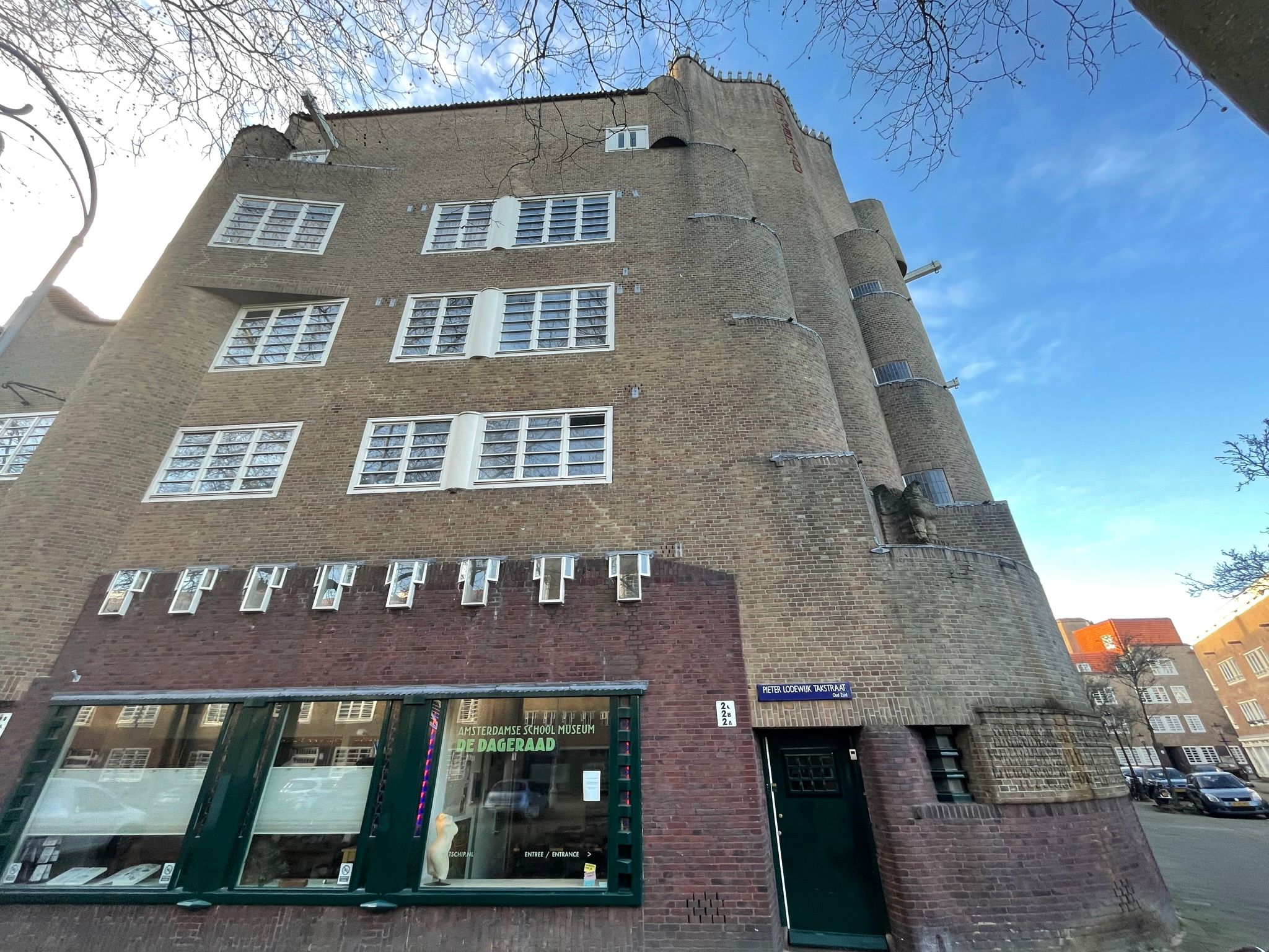 Pieter Lodewijk Takstraat 2-A