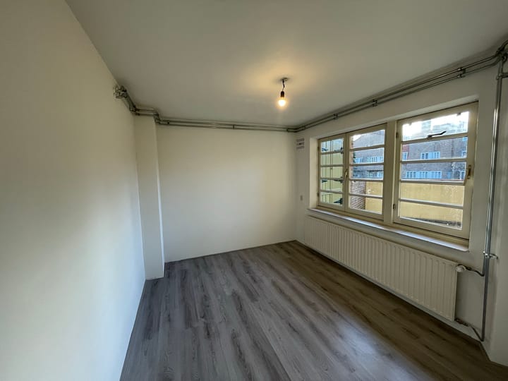 Foto 7 van Pieter Lodewijk Takstraat 2-A