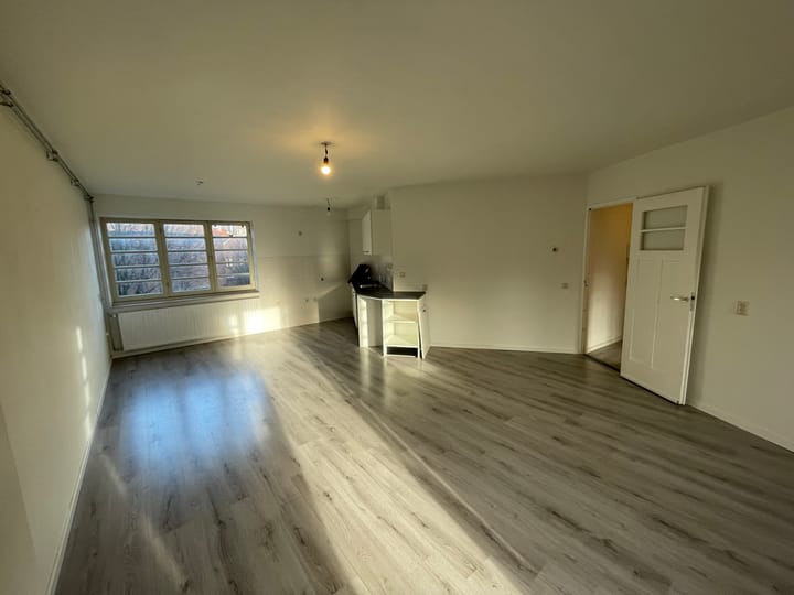 Foto 11 van Pieter Lodewijk Takstraat 2-A