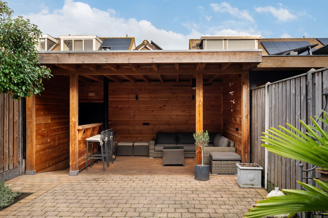 Foto 2 van Keizersmantel 15-A