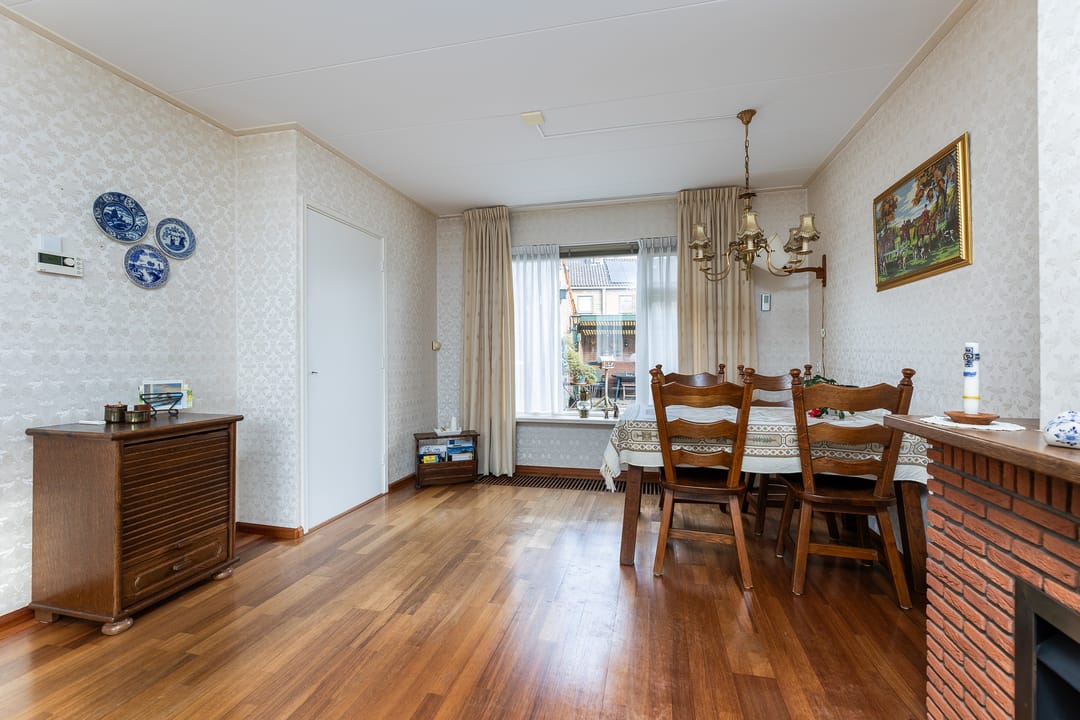 Foto 11 van Stationsweg 18-A