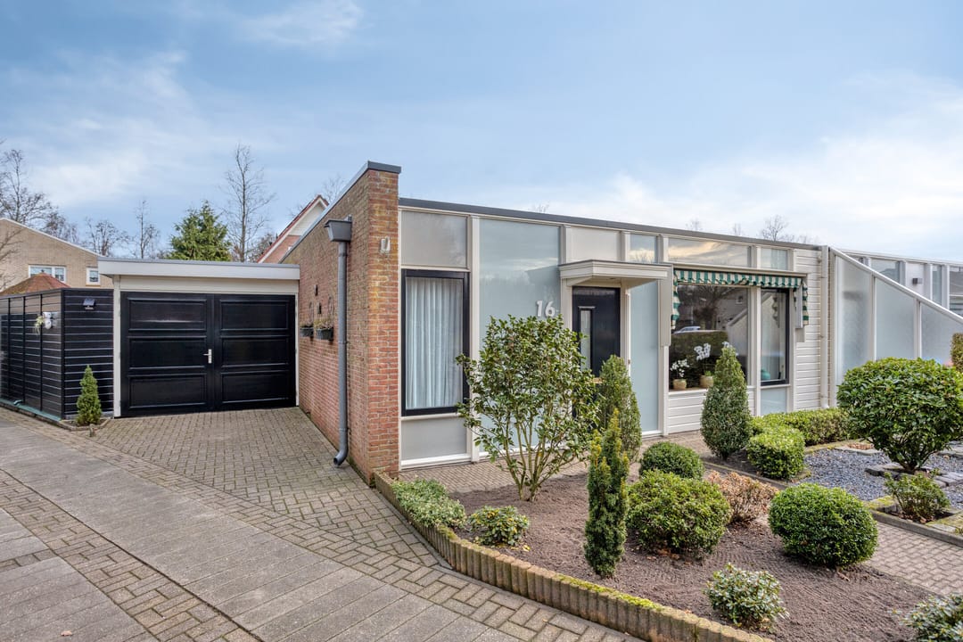 Photo 1 of Lisdoddelaan 16