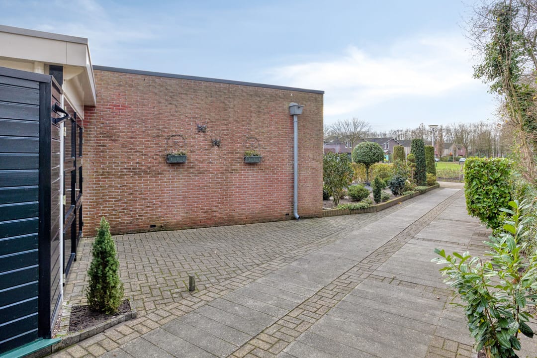 Photo 37 of Lisdoddelaan 16