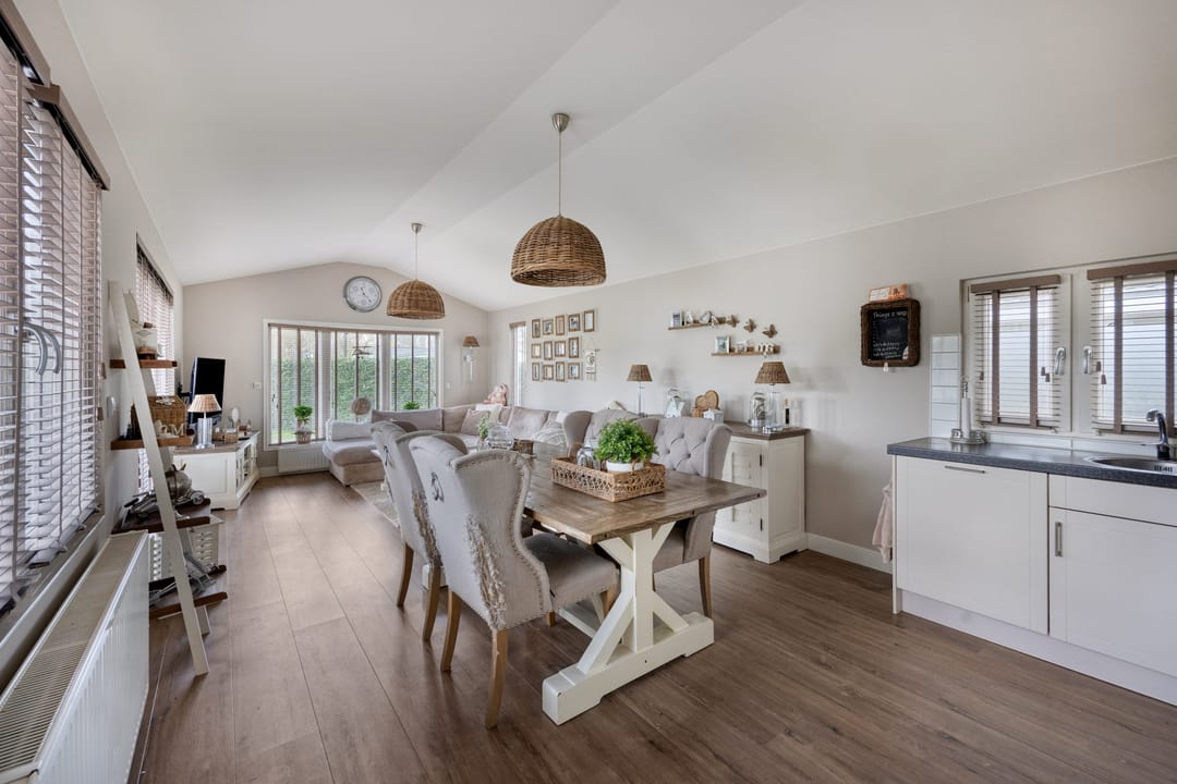 Foto 2 van Buitenhuizerweg 2-211