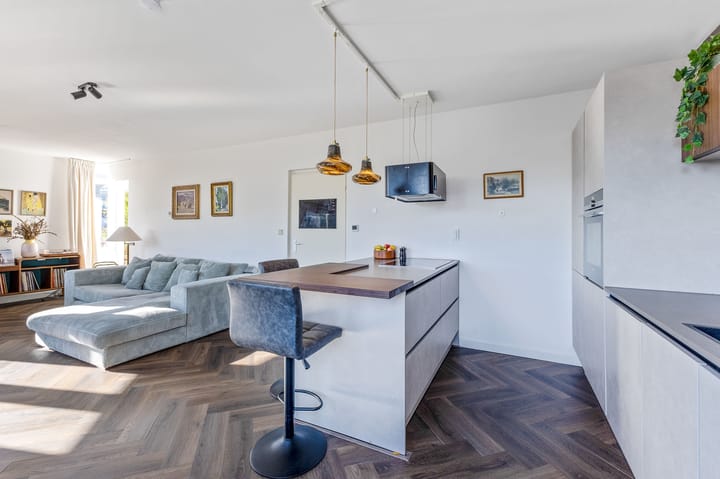 Foto 10 van Molukkenstraat 111-G