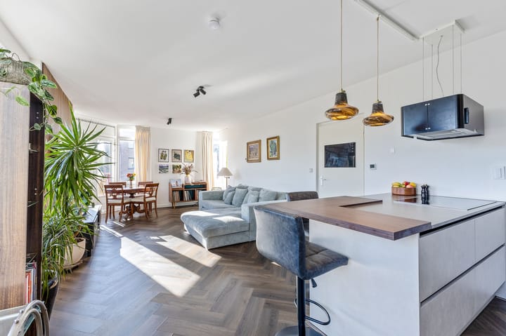 Foto 11 van Molukkenstraat 111-G