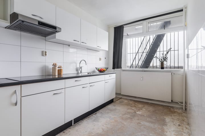 Foto 6 van van Harinxmaplein 128