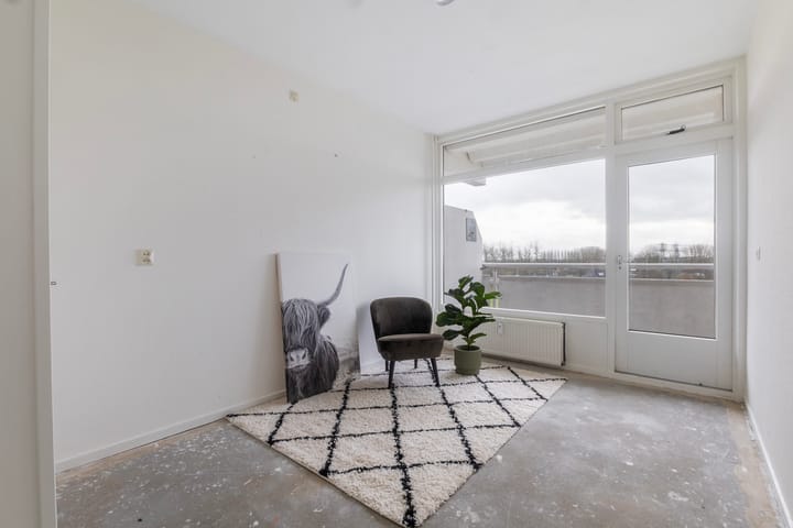 Foto 15 van van Harinxmaplein 128