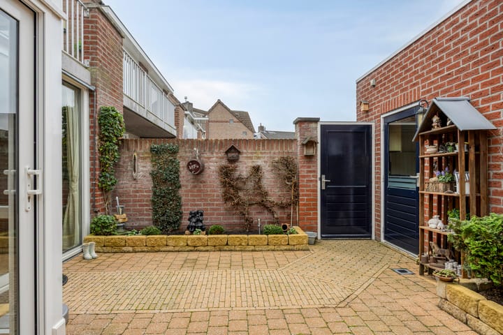 Foto 36 van Brugstraat 9