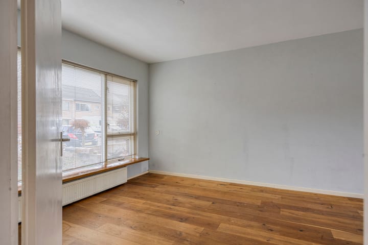 Foto 11 van Zonnekruidstraat 8