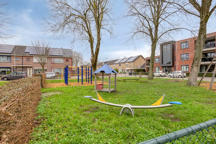 Foto 44 van Zonnekruidstraat 8