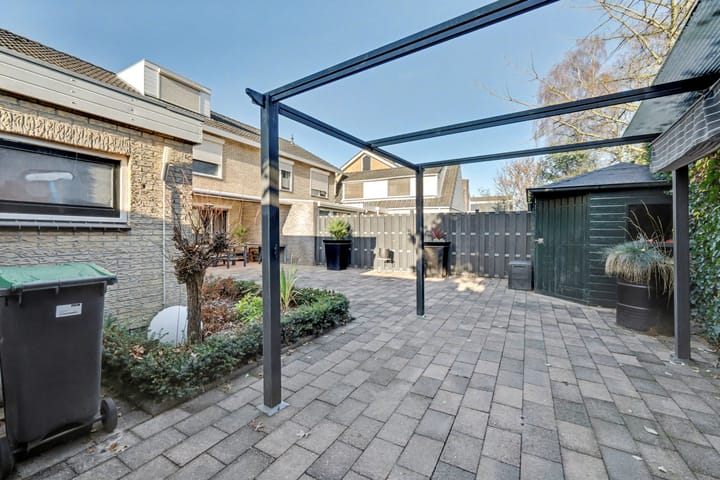 Foto 38 van Pasteurstraat 4