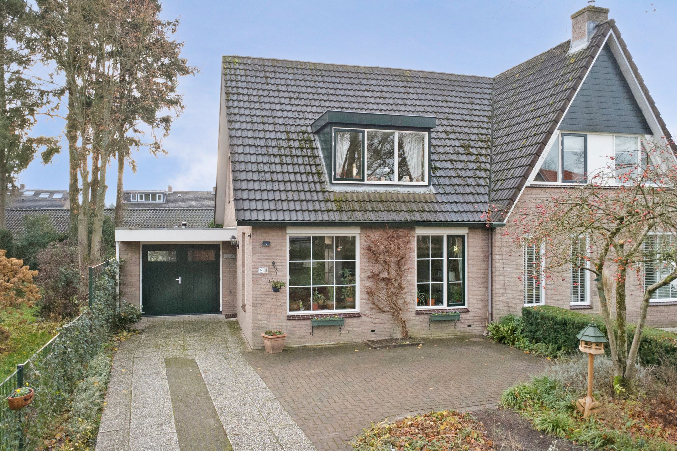 Photo 36 of Ds. Medenbachweg 5