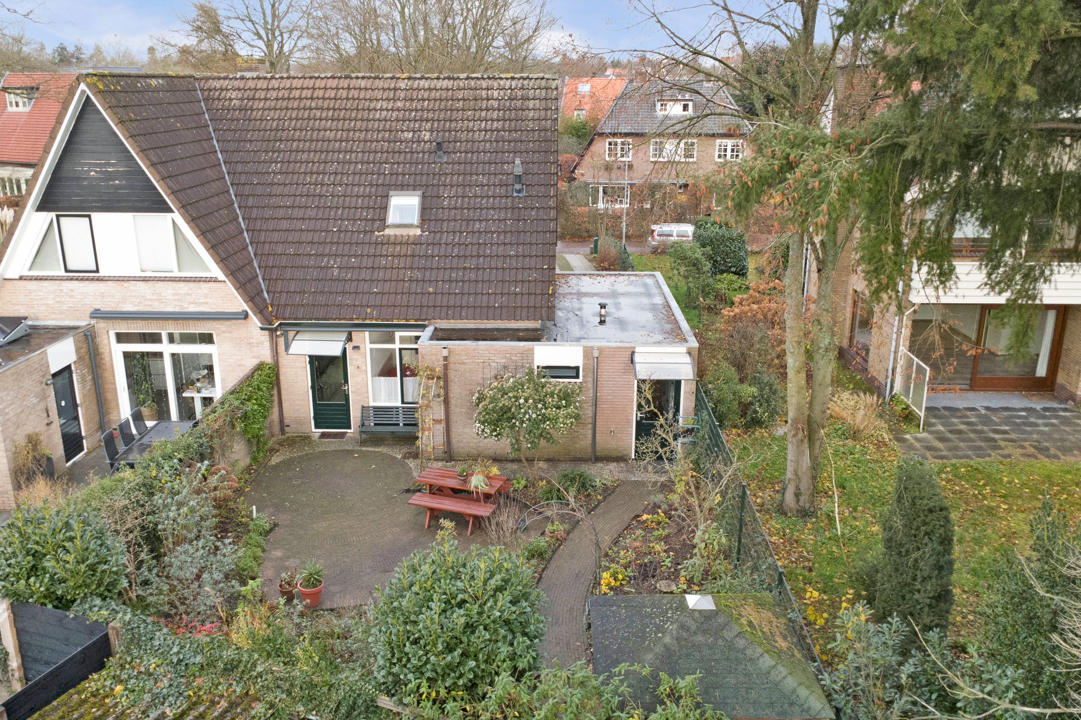 Photo 42 of Ds. Medenbachweg 5