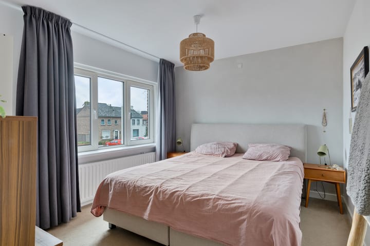 Foto 10 van Michiel de Ruyterweg 145