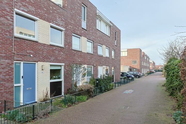 Photo 4 of Warmoezerij 40