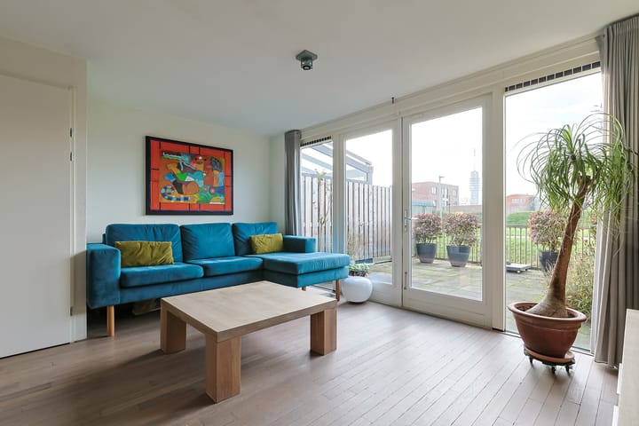 Photo 12 of Warmoezerij 40