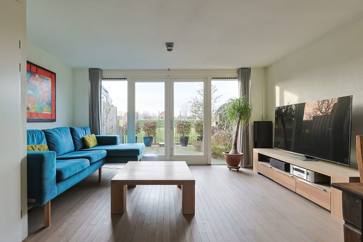 Photo 13 of Warmoezerij 40