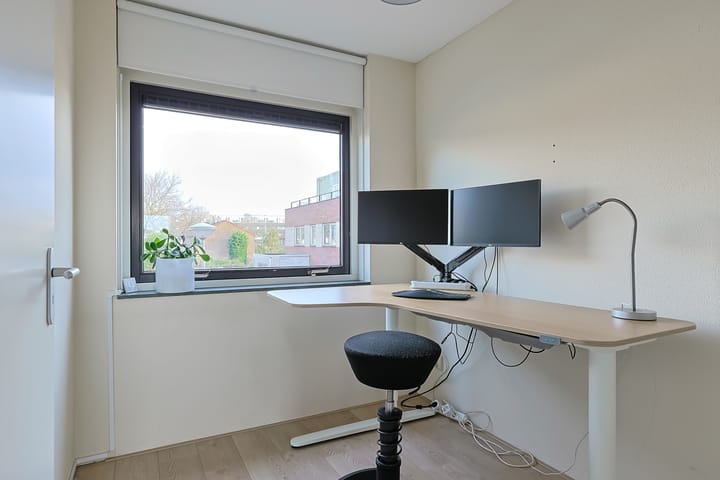 Photo 33 of Warmoezerij 40