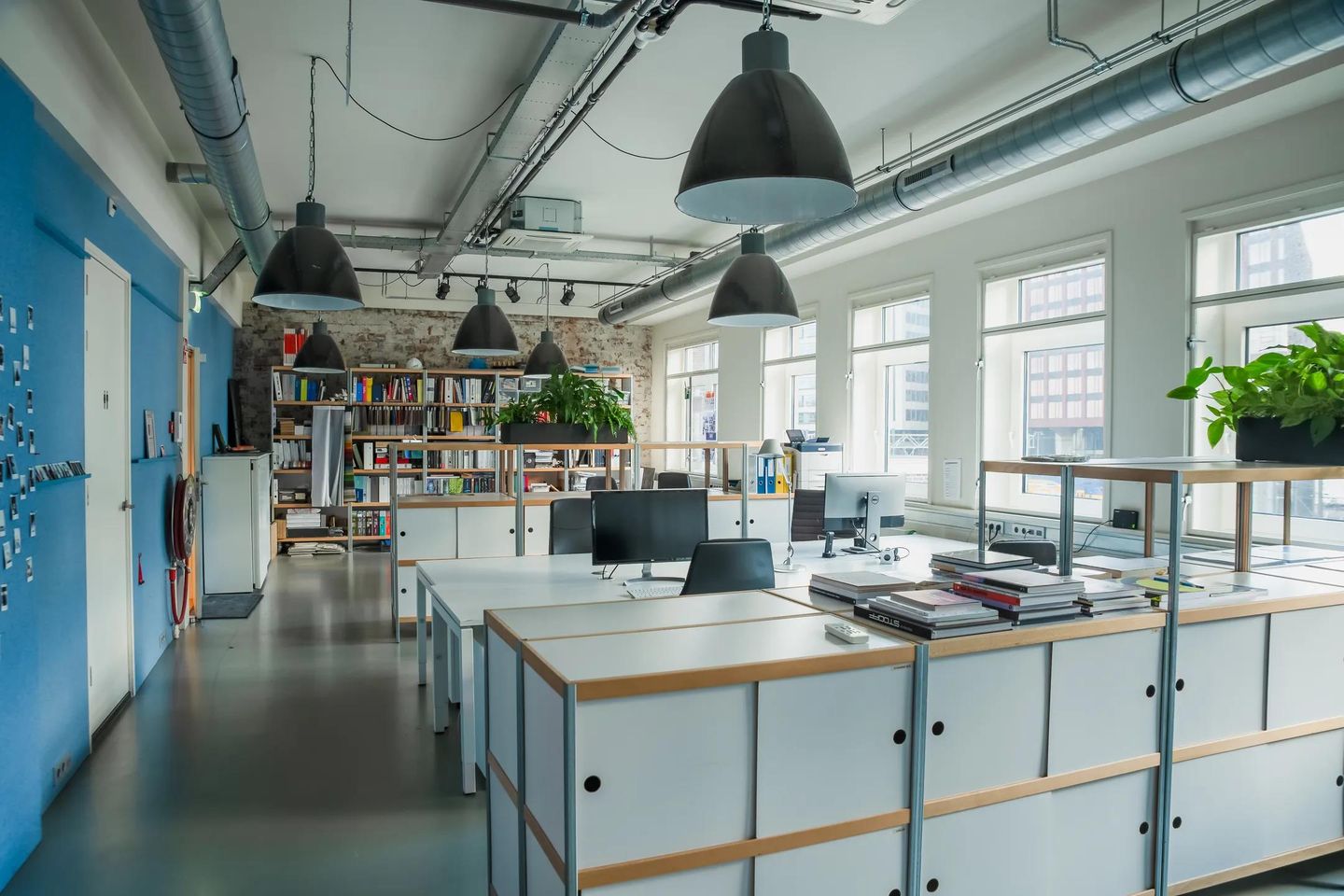 Bekijk foto 3 van De Ruijterkade 113