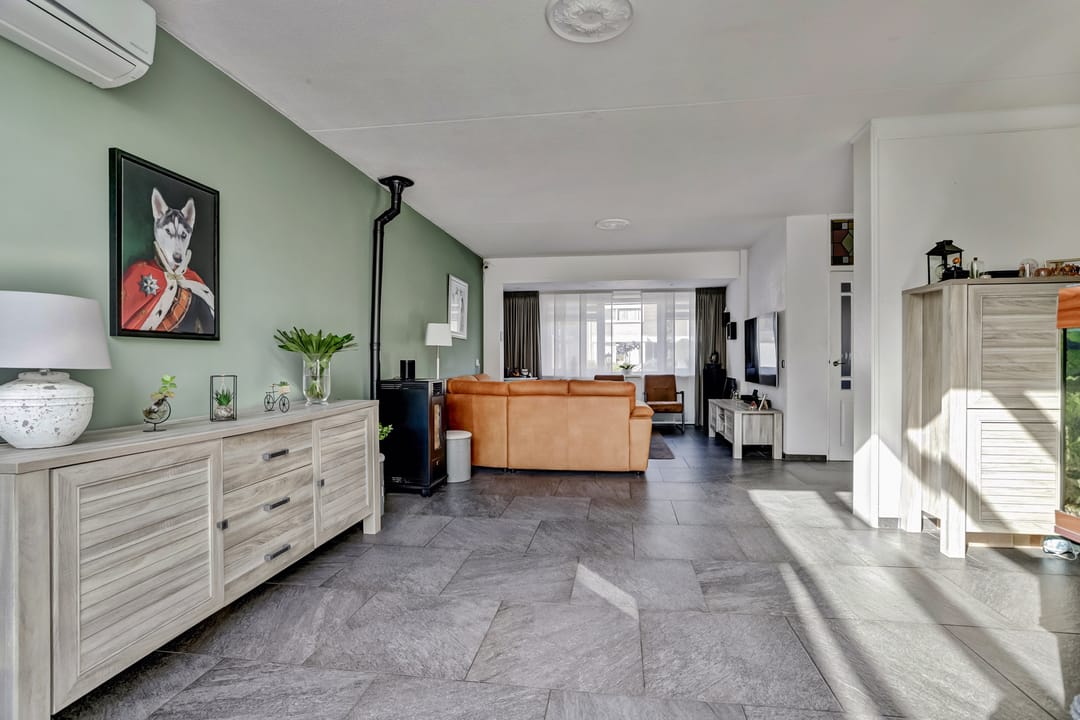 Photo 13 of Offenbachstraat 170