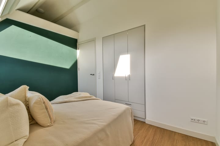 Photo 15 of Jan van Galenstraat 70-4