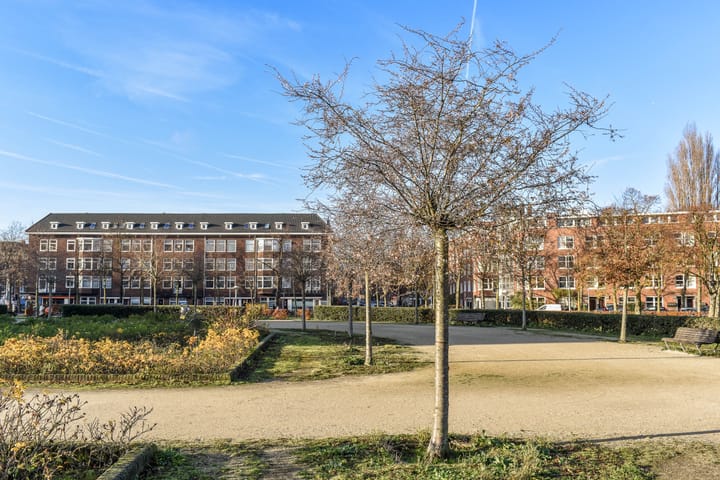 Photo 25 of Jan van Galenstraat 70-4