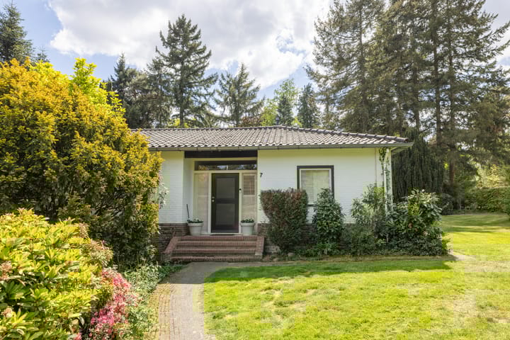 Photo 1 of Cornelis Evertsenlaan 7