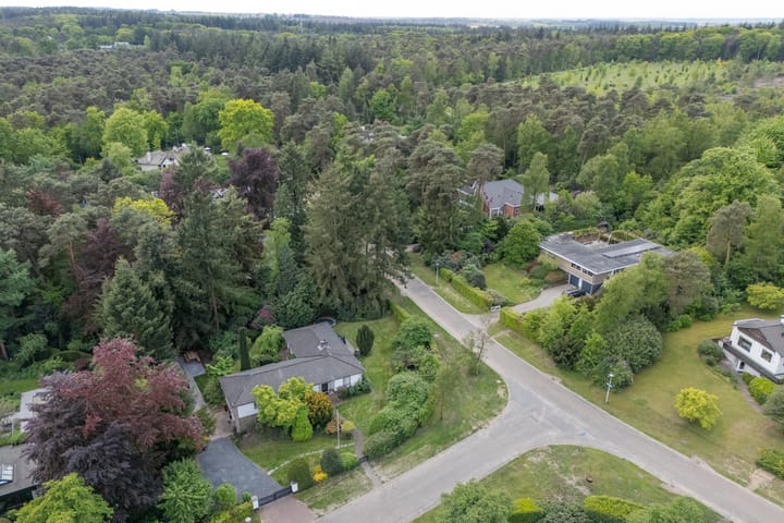 Photo 23 of Cornelis Evertsenlaan 7