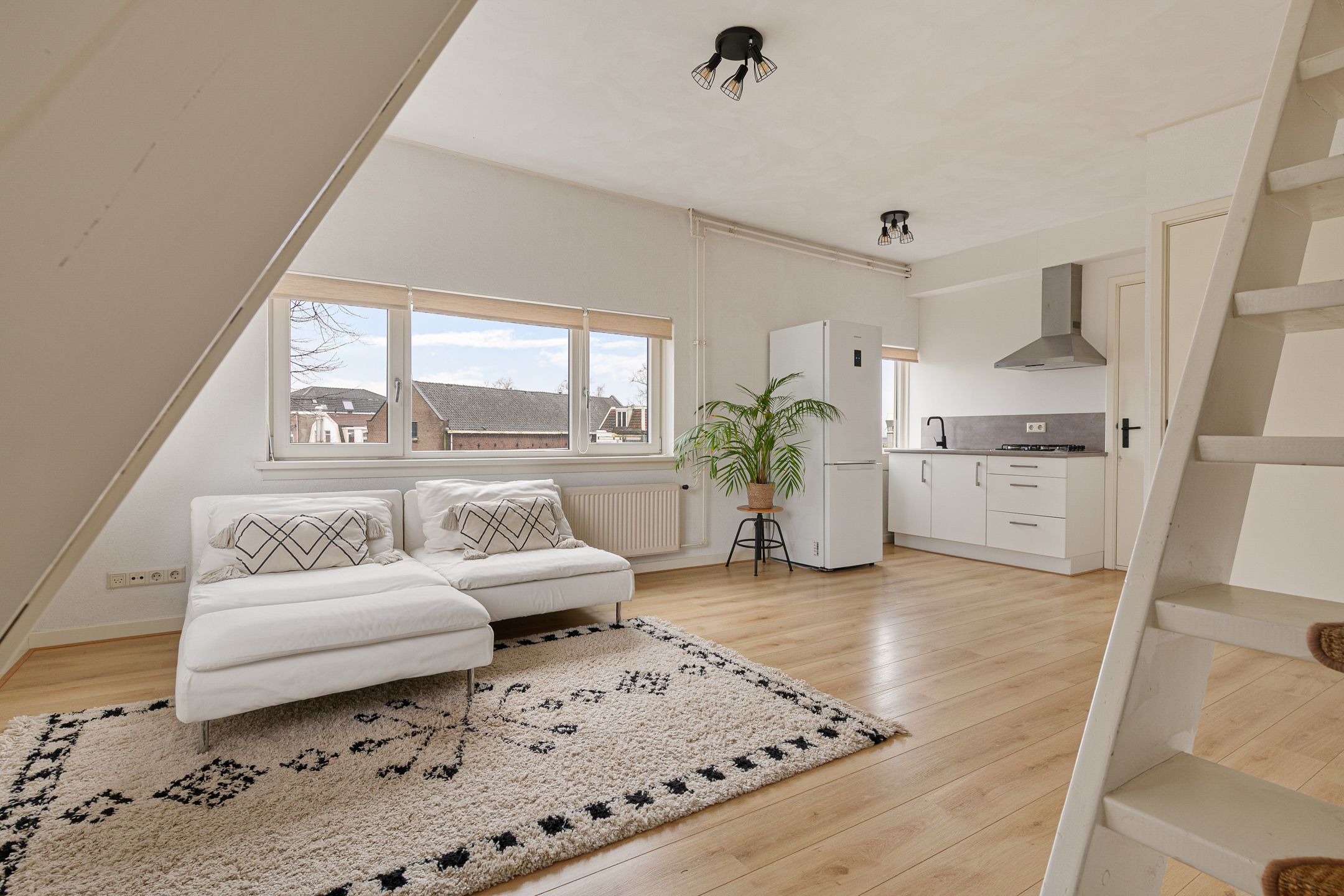 Photo 12 of A.F. de Savornin Lohmanstraat 8-C