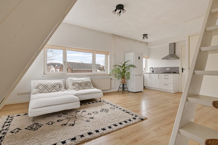 Photo 12 of A.F. de Savornin Lohmanstraat 8-C