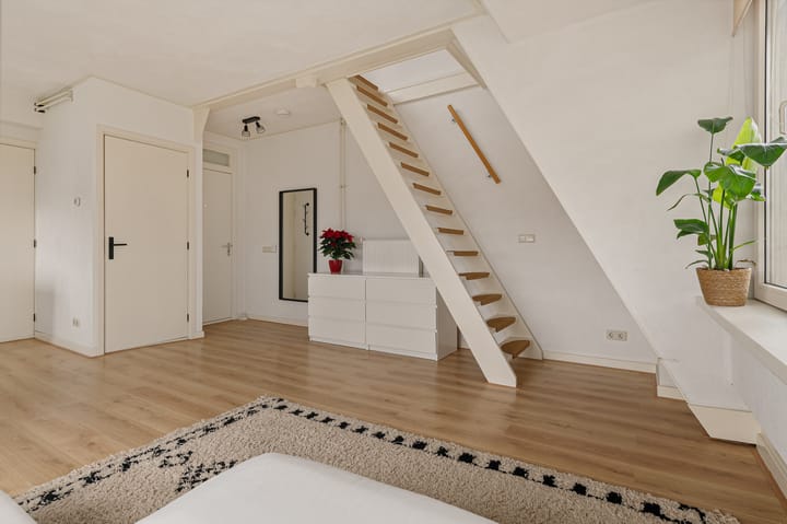 Photo 13 of A.F. de Savornin Lohmanstraat 8-C