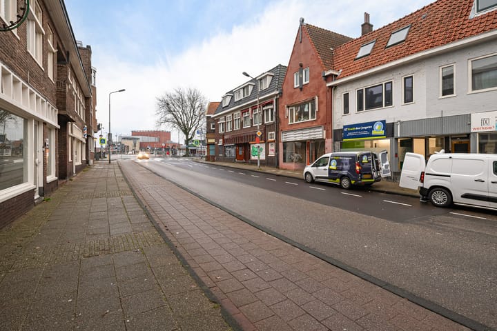 Photo 38 of A.F. de Savornin Lohmanstraat 8-C