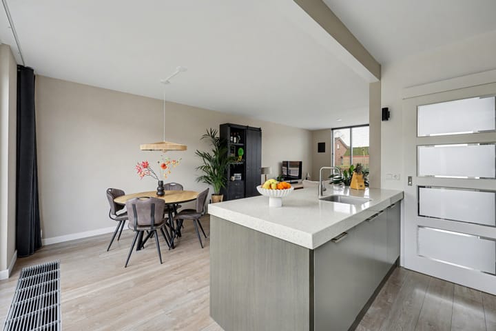 Foto 14 van Acacialaan 53