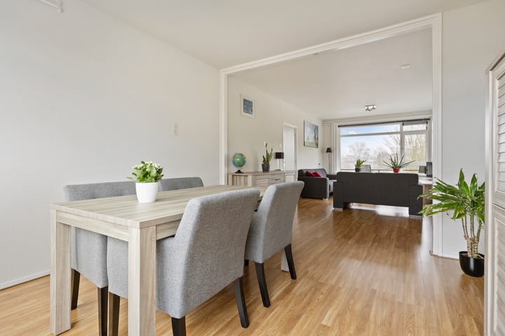 Photo 13 of Van Lenneplaan 387