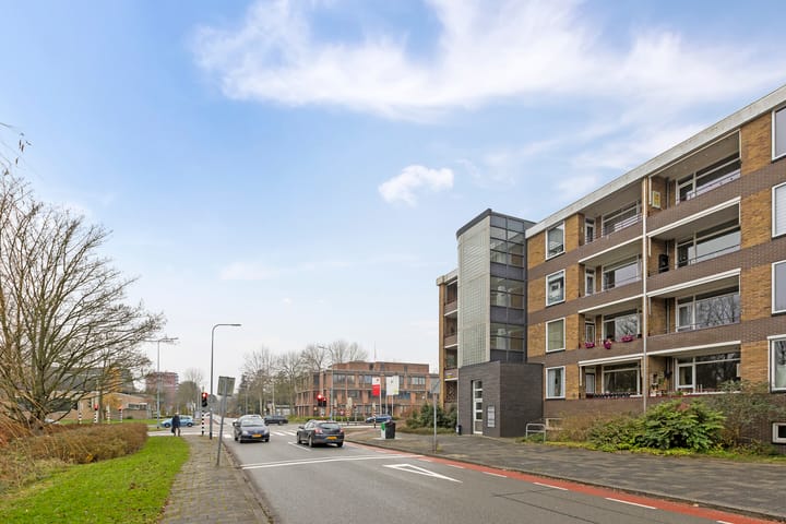 Photo 37 of Van Lenneplaan 387