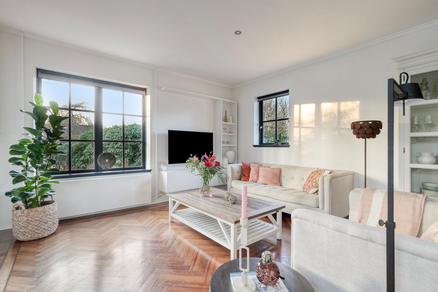 Photo 4 of Elburgerweg 26-1