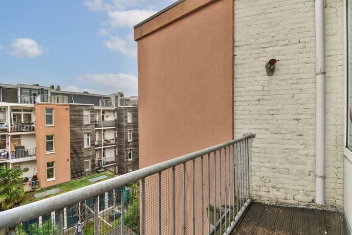 Photo 10 of Eerste Keucheniusstraat 26-3