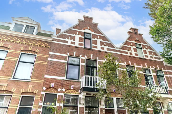 Photo 2 of Maaswijkstraat 31