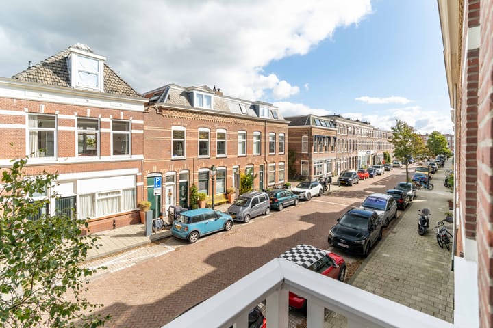 Photo 12 of Maaswijkstraat 31