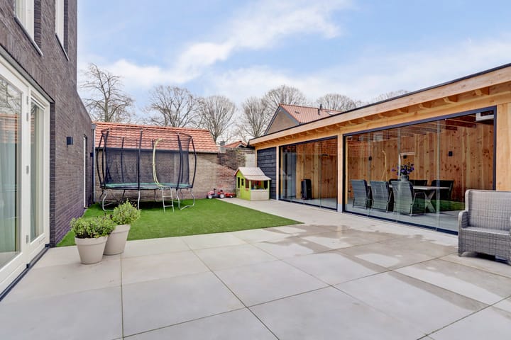 Foto 40 van Heistraat 25