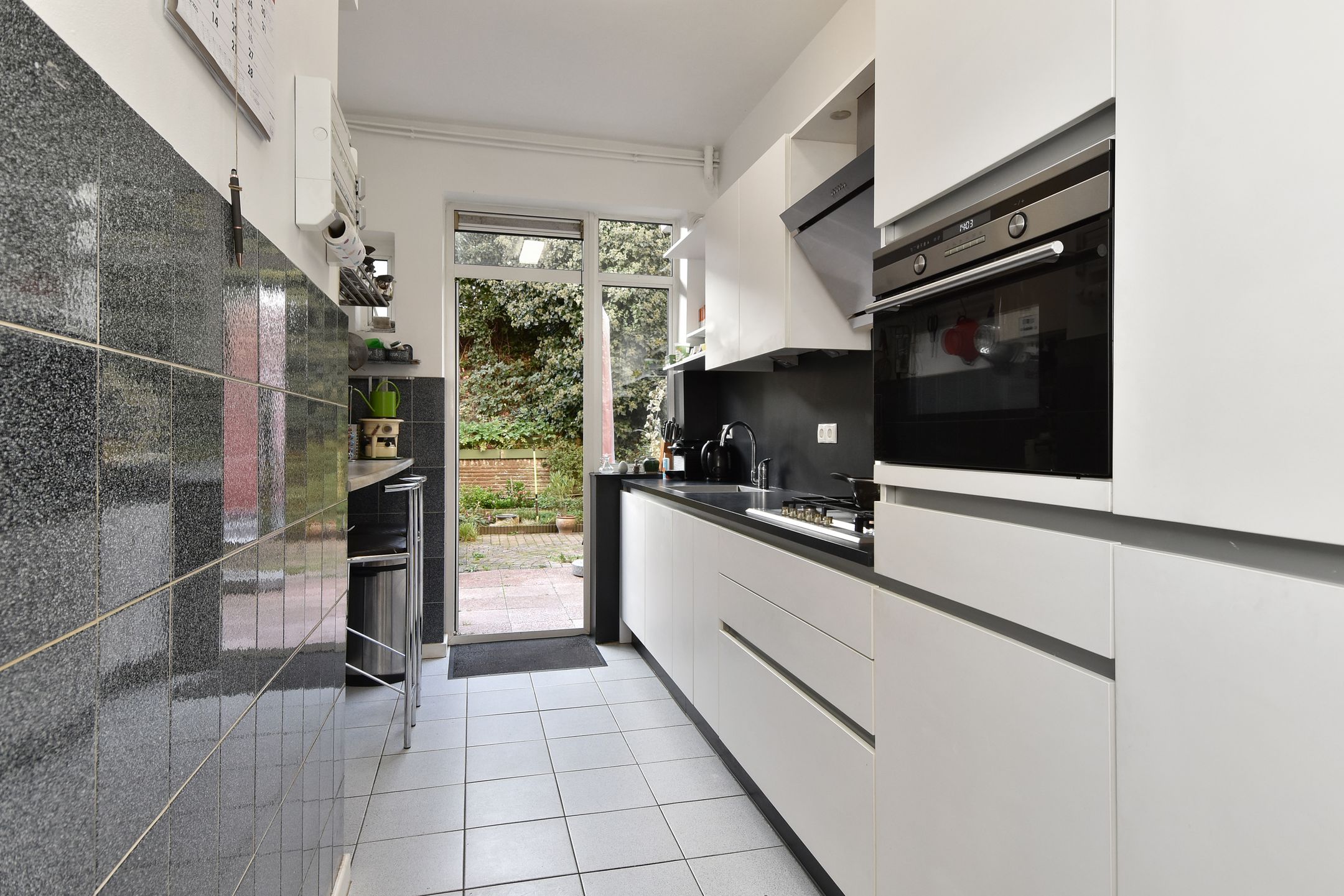 Photo 24 of Prins Willemstraat 19