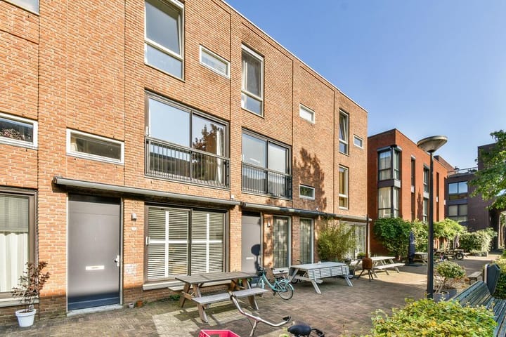 Foto 5 van Alexandrine Tinnehof 7