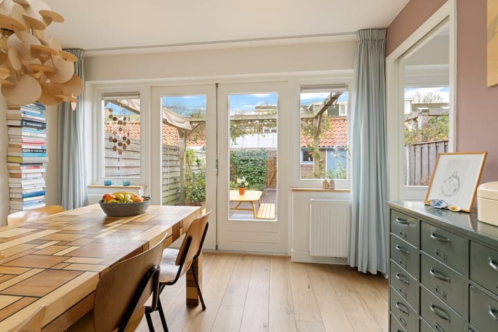 Foto 12 van Zuster Bloemstraat 21